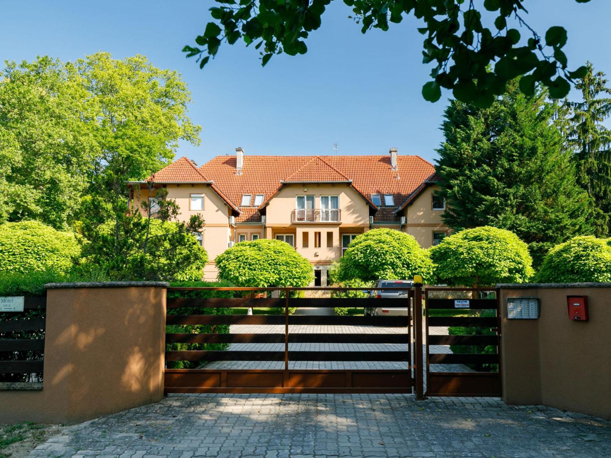 Apartment Catalpa By Interhome Balatonföldvár Exterior foto